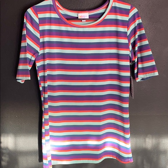 Striped Lularoe Gigi - Picture 1 of 2